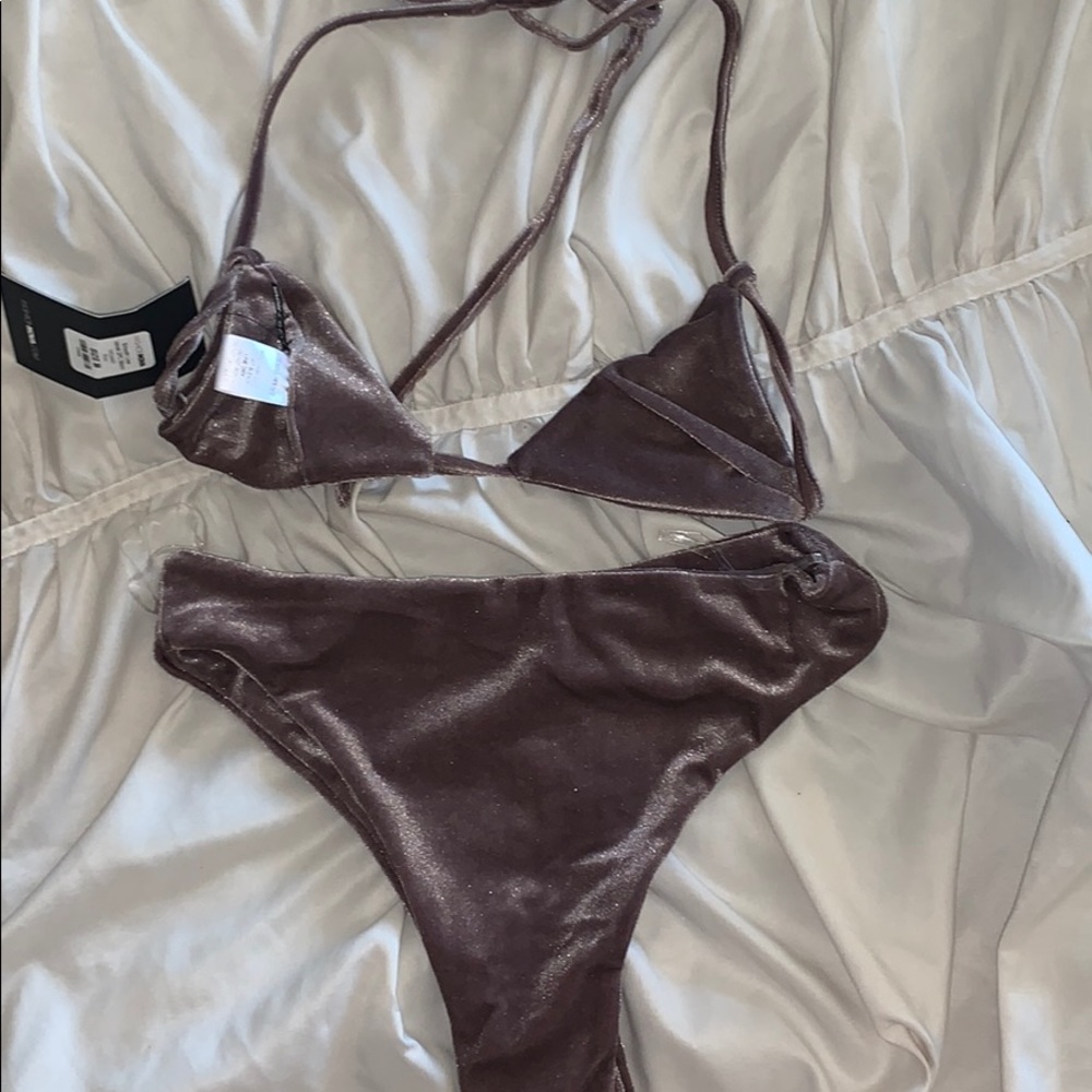 Bathing suit